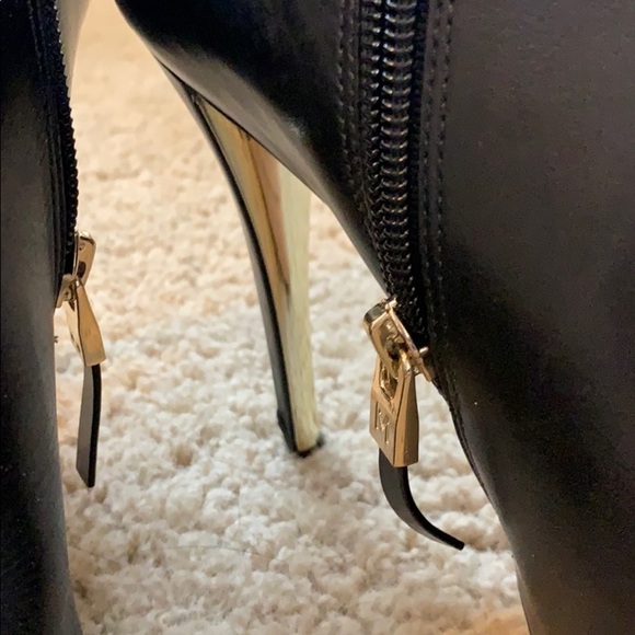 Marciano leather booties with gold heel accent 8.5 - Picture 3 of 8
